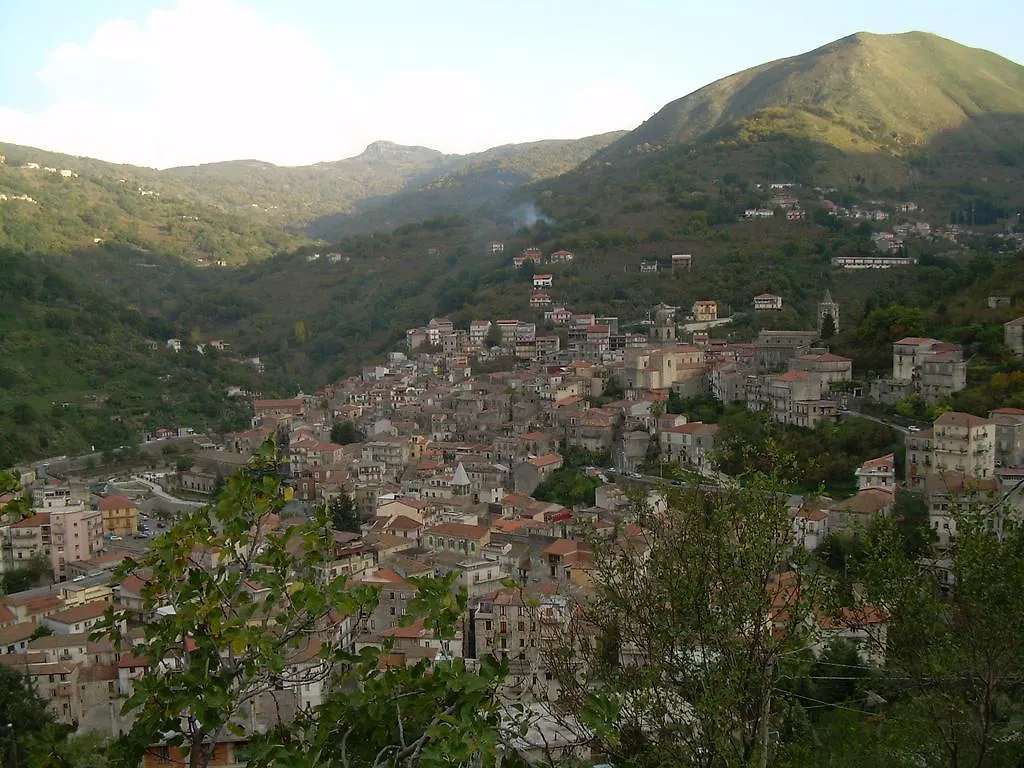 Agriturismo Fontanapietra Tortorici Фермерский дом